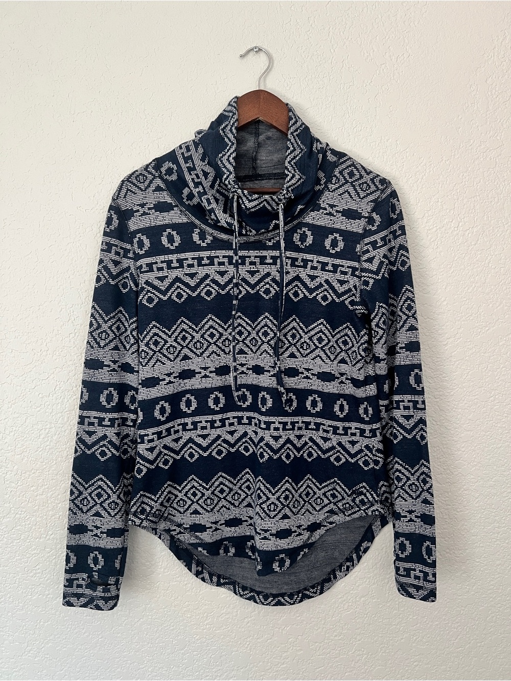 Kavu Navy and Gray Patterned Skylar Cowl-Neck Pullover